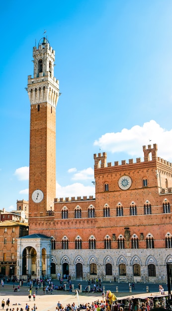 Torre del Mangia in Siena, Toscane.