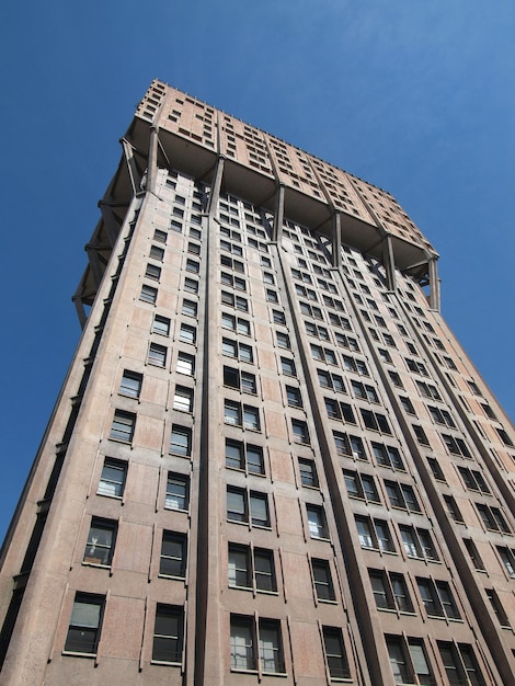 Torre Velasca, Milaan