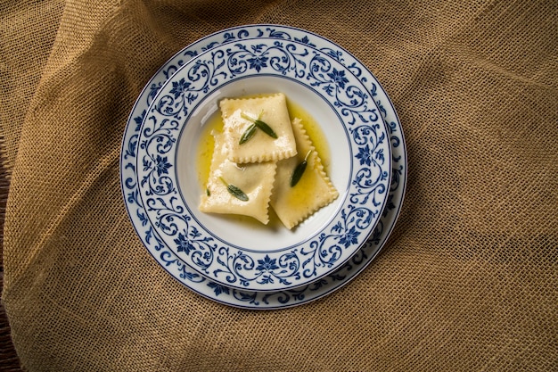 Tortellini with white sauce - Tortei