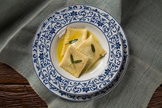 Tortellini with white sauce - Tortei