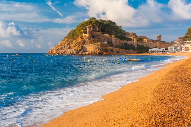 Tossa de mar sulla costa brava, catalunya, spagna