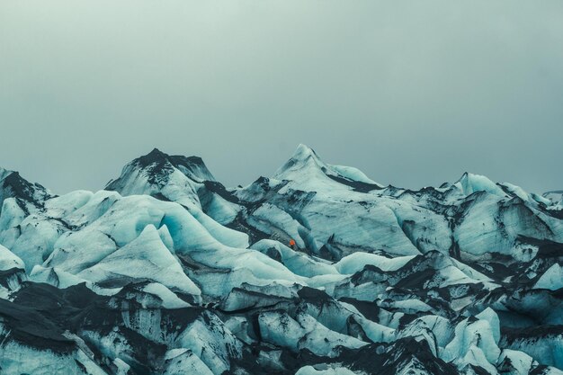 写真 氷河の風景写真の観光客