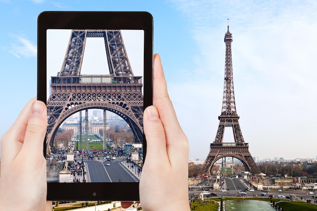 Tourist taking photo Eiffel Tower from Trocadero