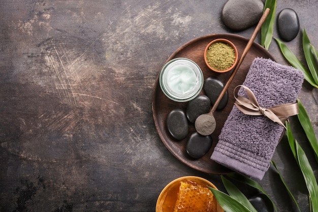 Towel and powder on tray