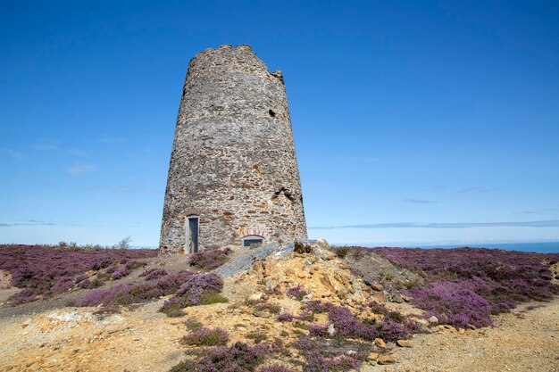 Amlwch, Anglesey, Wales, UK에 있는 Tower of Parys Mountain Copper Mine