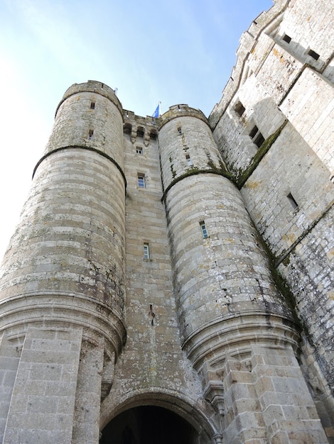 Torri dell'abbazia mont saintmichel in normandia