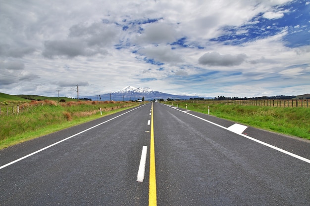 Track in Tongariro National Park, Nieuw-Zeeland