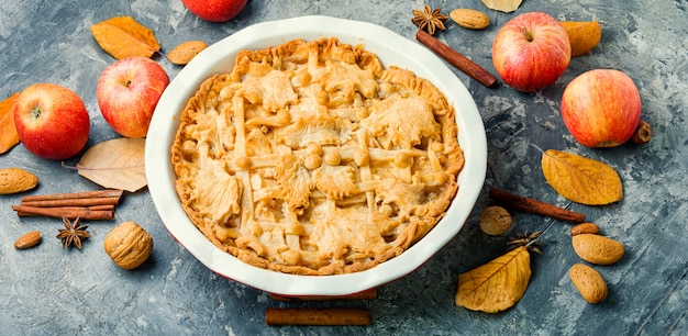 Photo traditional american apple pie.