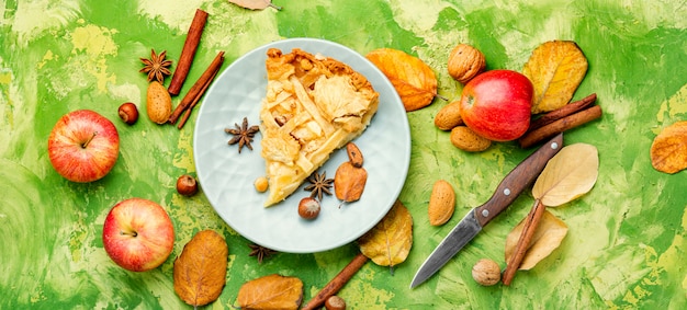 Traditional apple pie.