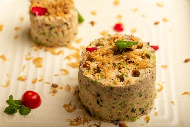 Traditional Chinese banquet dishes, shrimp mixed with rice balls