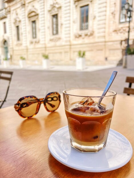 Photo traditional cold leccese coffee with ice in italy