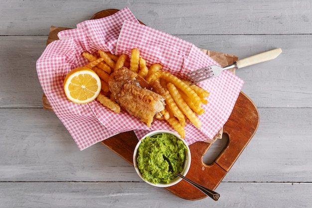 Traditional english food shif and chips