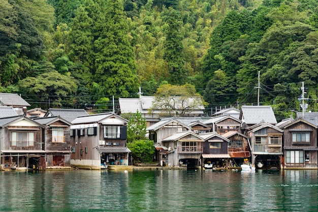 写真 京都伊根町の伝統家屋