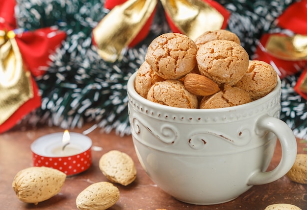 Traditional Italian almond cookies 