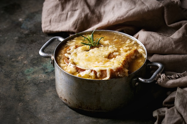 Traditional onion soup