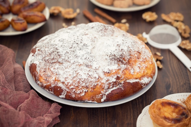 Традиционный португальский хлеб Pao de Deus