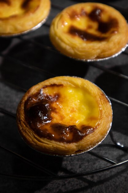 Photo traditional portuguese custard tarts or egg tarts or homemade pastel de nata traditional