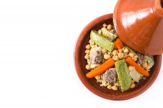 野菜、ひよこ豆、肉の伝統的なタジン