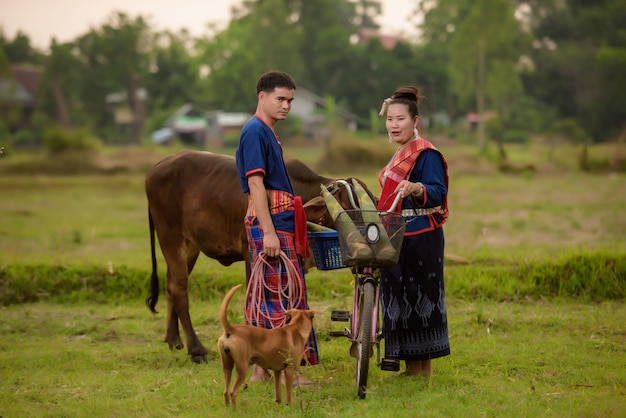 Traditional Thai wedding in forest xA