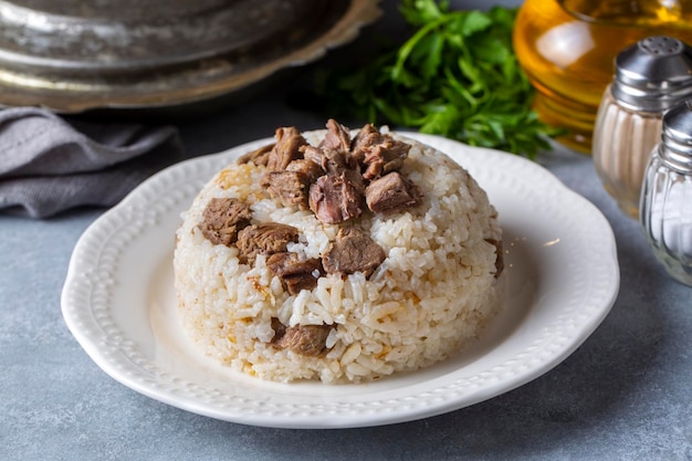 Traditional turkish cuisine; meat rice pilaf. turkish name;\
etli pirinc pilavi