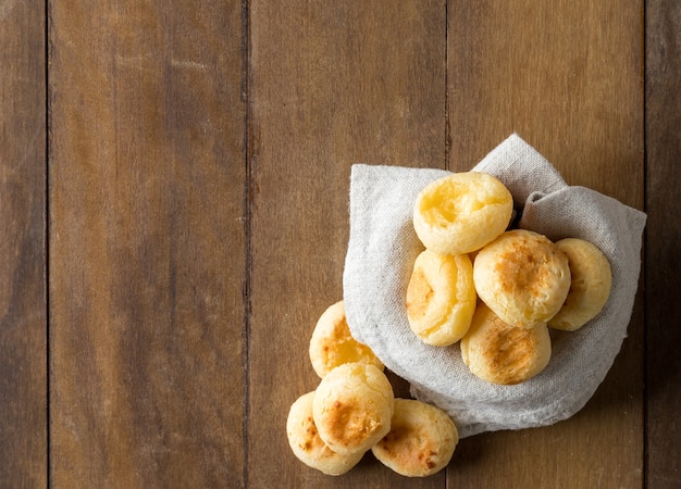 Traditioneel Braziliaans Snack Kaasbrood in een pot