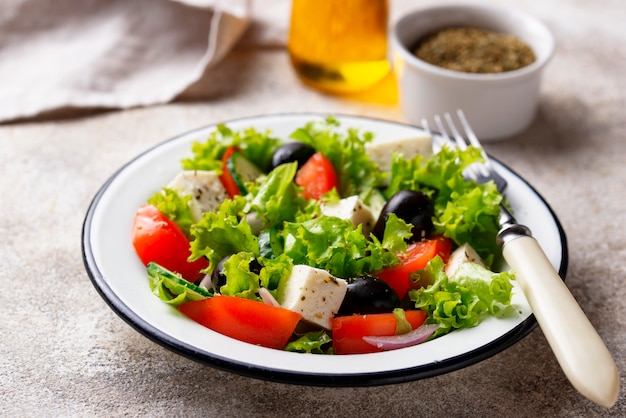 Traditionele Griekse salade met feta