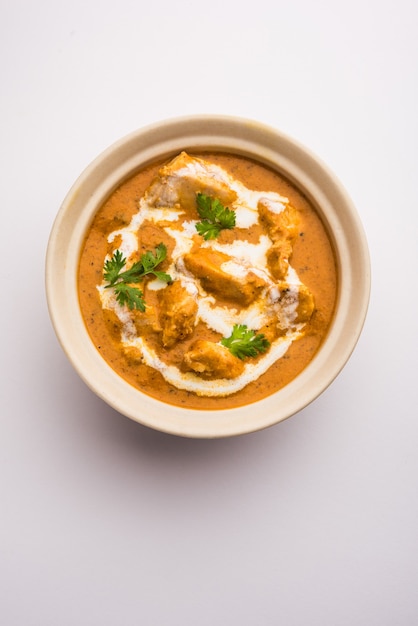 Traditionele Indiase boterkip of Murg Makhanwala, een romig hoofdgerecht Curry-recept