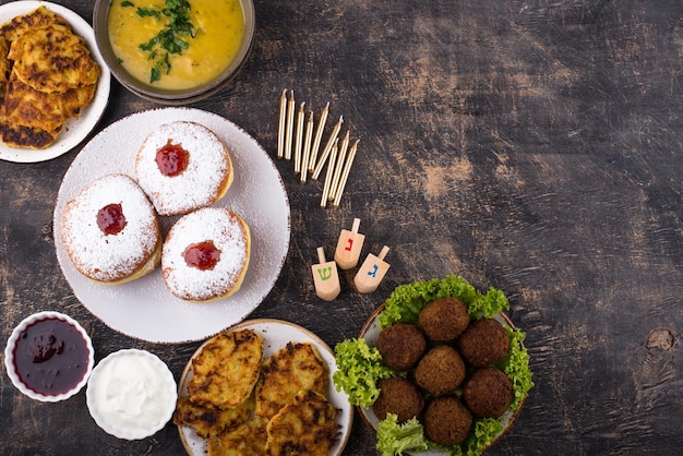 Traditionele Joodse feestdag Chanoeka eten