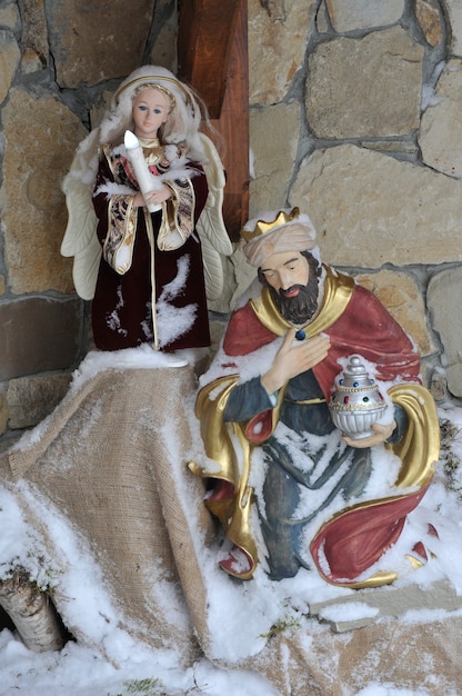 Traditionele kerststal Aanbidding van de pasgeboren Jezus