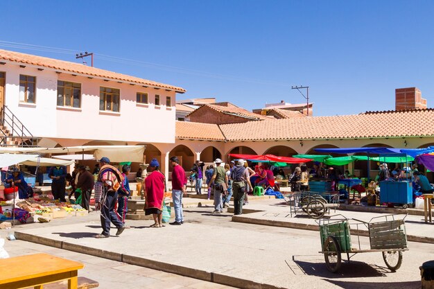 Foto traditionele markt van tarabuco bolivia