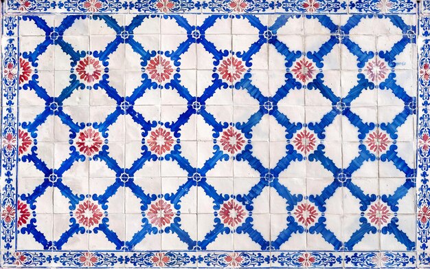 Traditionele sierlijke Portugese decoratieve tegels azulejos