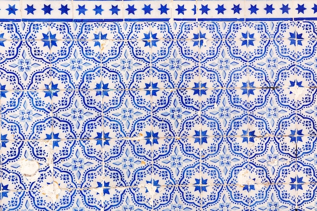 Traditionele sierlijke Portugese decoratieve tegels azulejos