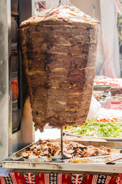 Traditionele Turkse Doner Kebab-grill