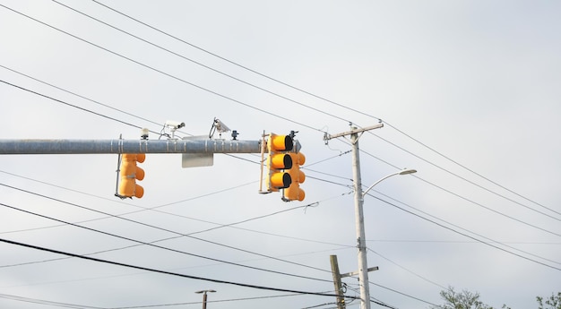 A traffic light that is yellow