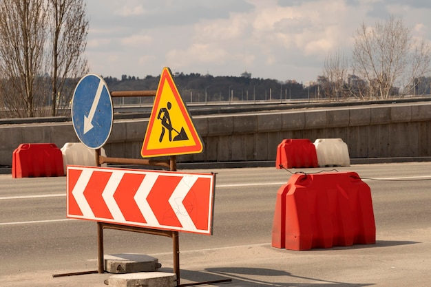 Traffic safety roadwork signs and light