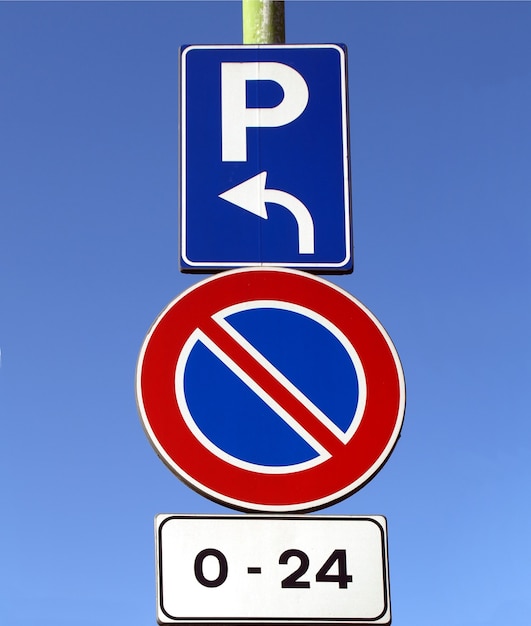 Traffic signs no car park