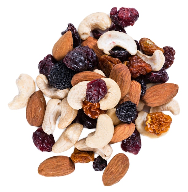 Trail Mix geïsoleerd op wit