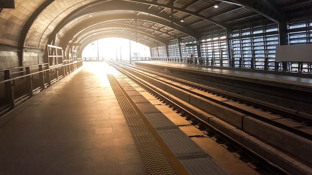 Foto sfondo della stazione ferroviaria