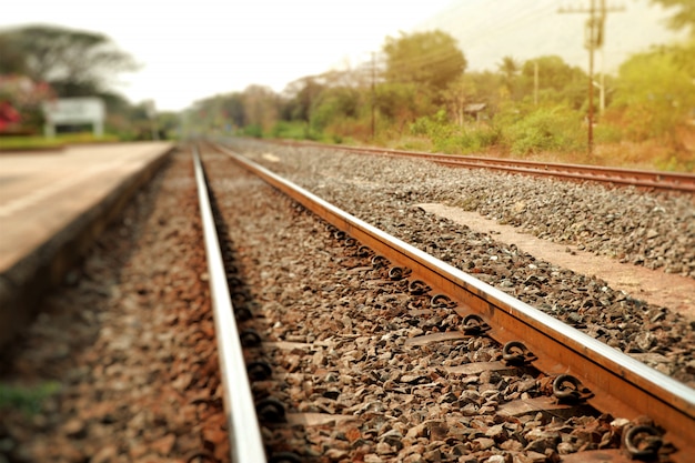 Stazione ferroviaria e ferroviaria