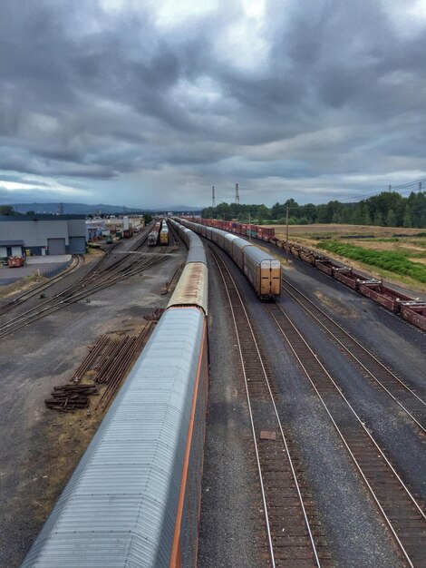 Photo train yard