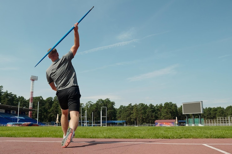 Photo training for javelin throw at sports stadium