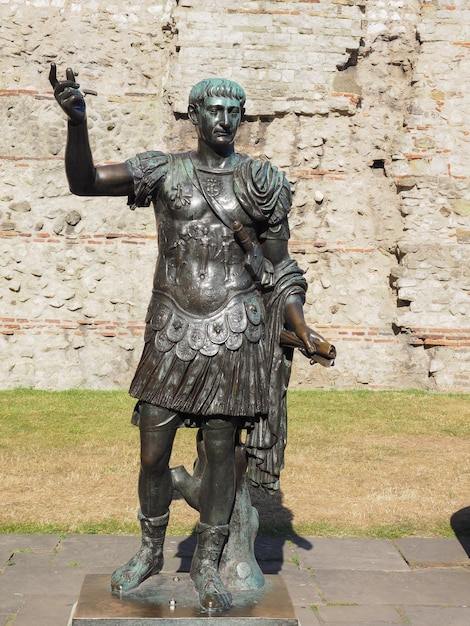 Trajan statue in London