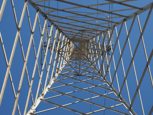 Transmission line tower