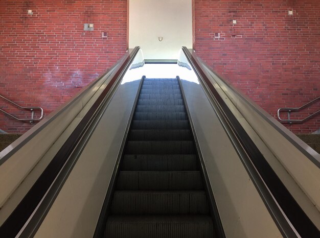 Foto trap in een modern gebouw