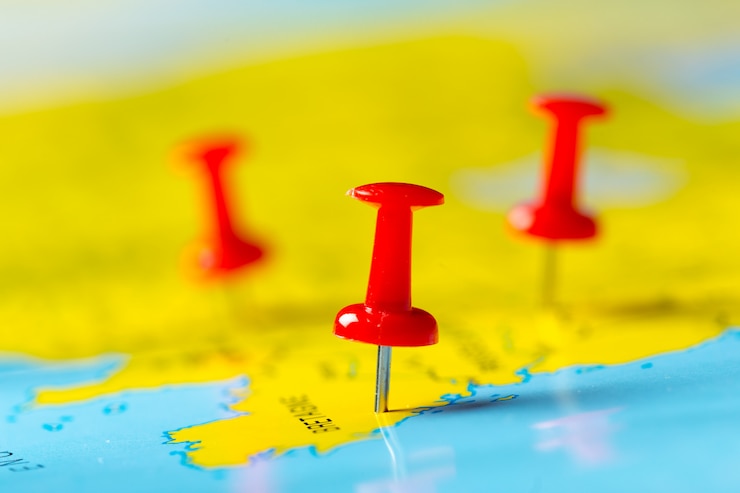 फोटो travel destination points on a map