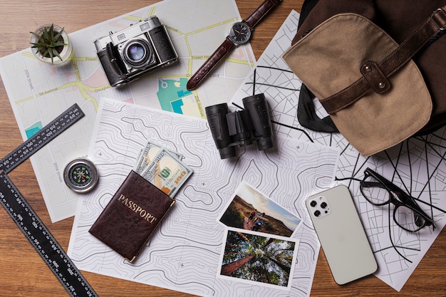 Photo travel items arrangement still life flat lay