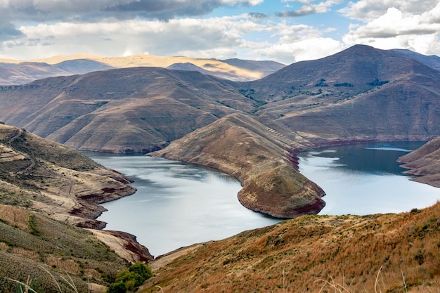 레소토 여행 카체 댐 호수의 전망
