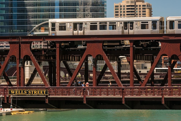 Trein in het centrum van chicago