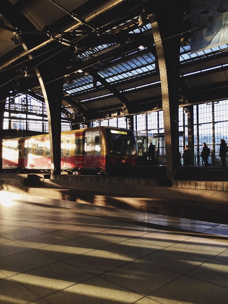 Trein op het treinstation