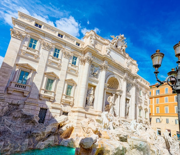 Trevi fontein Oude prachtige ongelooflijke Rome waar elke plaats is gevuld met geschiedenis